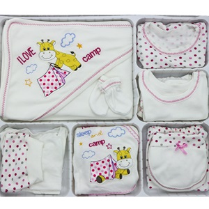 Hopipop 310 I love Camp Zürafa Nakış 11 Parça Zıbın Seti 0-3 Ay