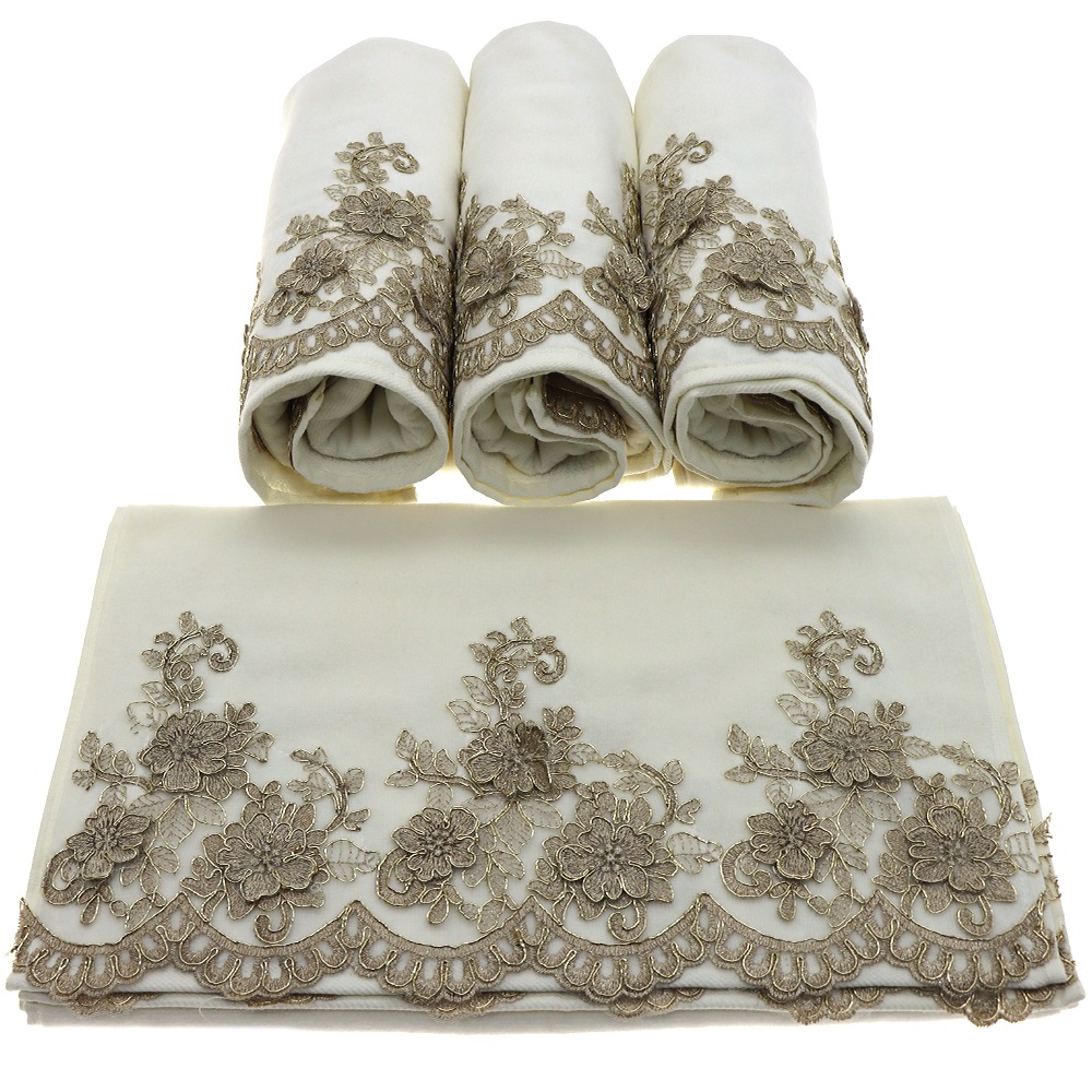 Yoncagül 50x90 cm Kadife Fransız Dantelli El Yüz Havlusu