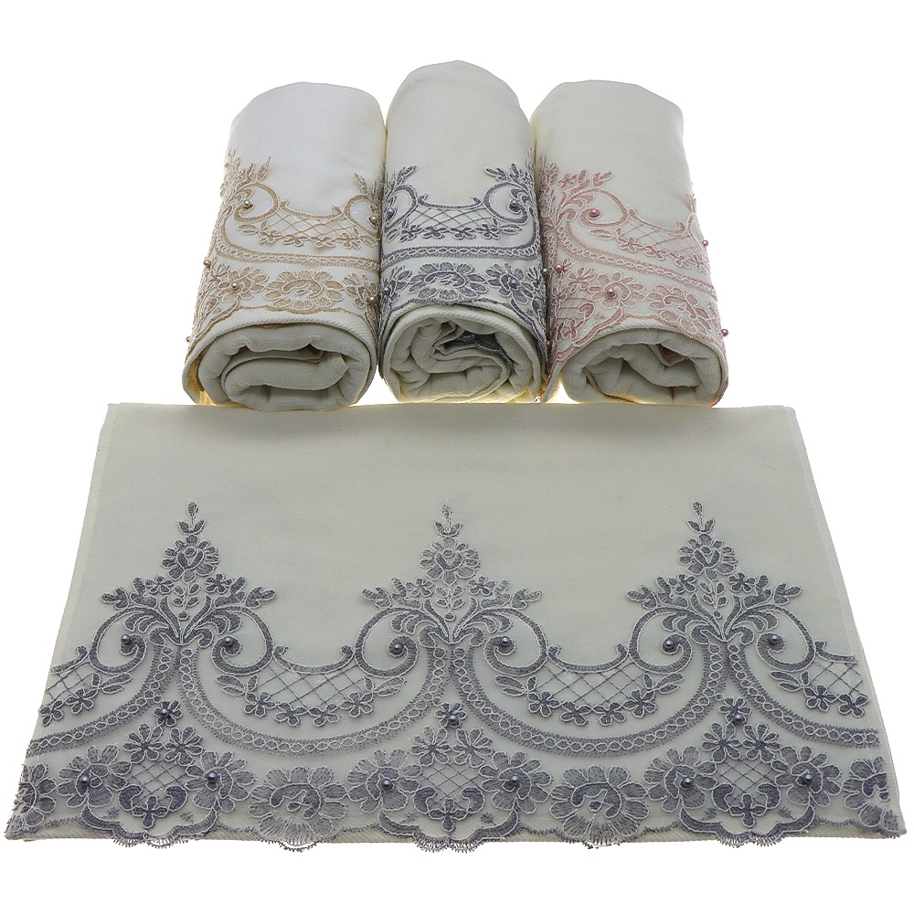 Yoncagül 50x90 cm Kadife Fransız Dantelli El Yüz Havlusu