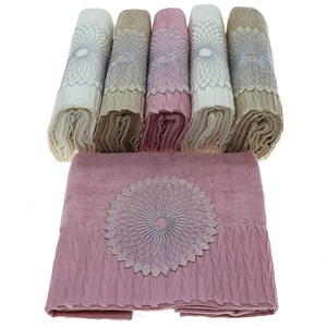 İfh Bukle Kadife Pliseli El Yüz Havlusu 50x90 cm