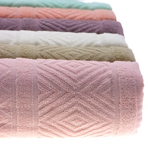 İfh 2500 Jakarlı Piramit El Yüz Havlusu 50x90 cm