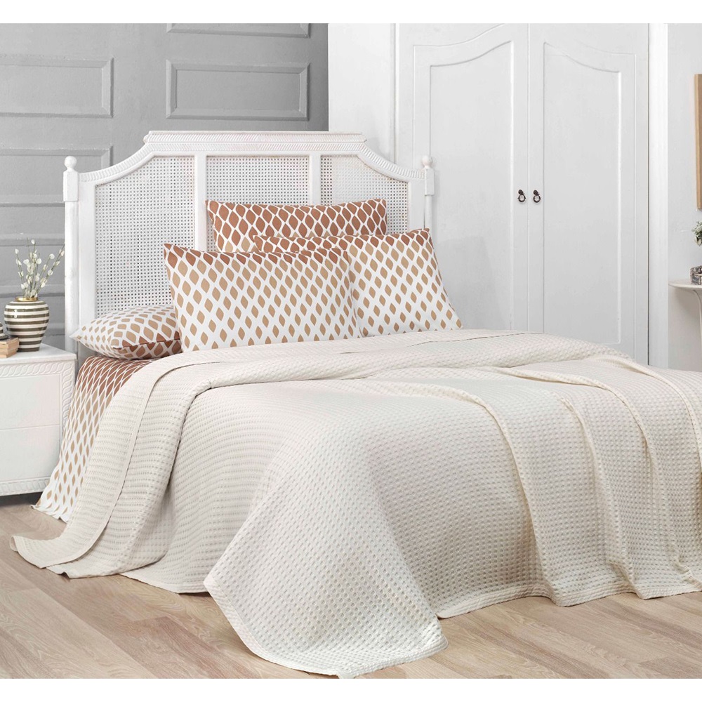 İpeksi Havuzlu 4 Parça Kutulu Çift Kişilik Pike Takımı 220x240cm - İpeksi Havuzlu 4 Parça Kutulu Çift Kişilik Pike Ta - Turuncu - 220X240