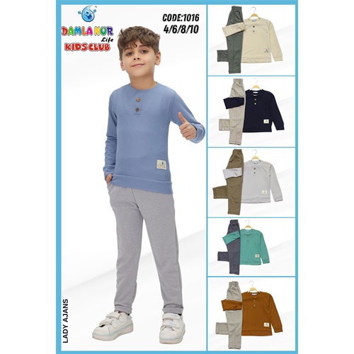 Damlanur Erkek Çocuk Düğmeli Modelli Takım 4-10 Yaş