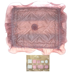 Havinland İncili Güpürlü Kare Bohça